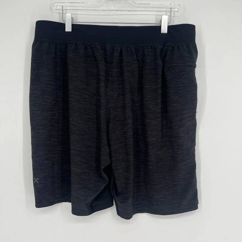 Lululemon‎ Shorts Mens XL Heathered Gray Lightweight Gym Workout